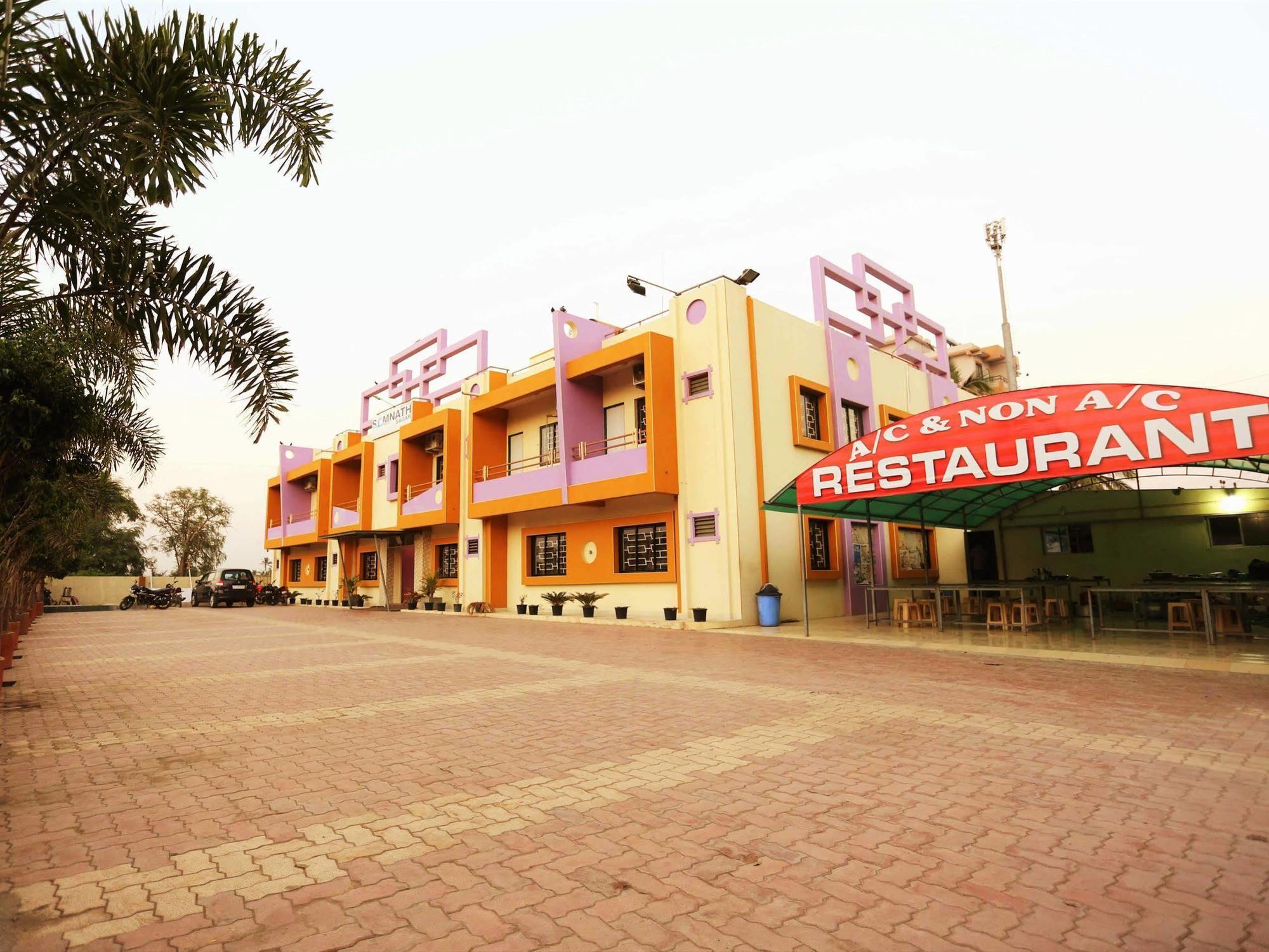 Hotel Somnath Sagar Exteriör bild